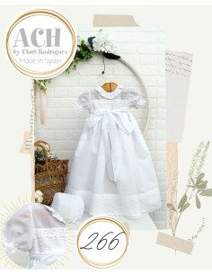 Batón con capota para bebé de Artesanía Chari 266